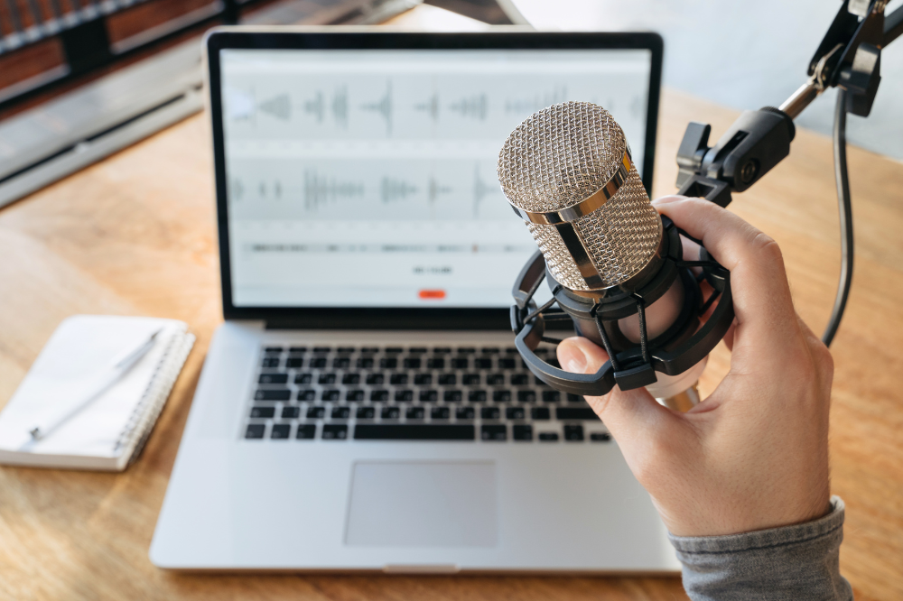 Everything You Need to Know About Starting a Podcast to Promote Your Business